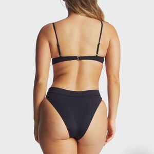 NWT maui rider bikini bottom